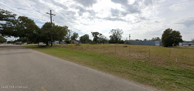 24th Avenue, Gulfport, MS 39501