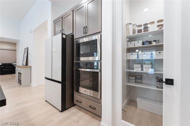 10149 Zeta Tucana Street, Las Vegas, NV 89143