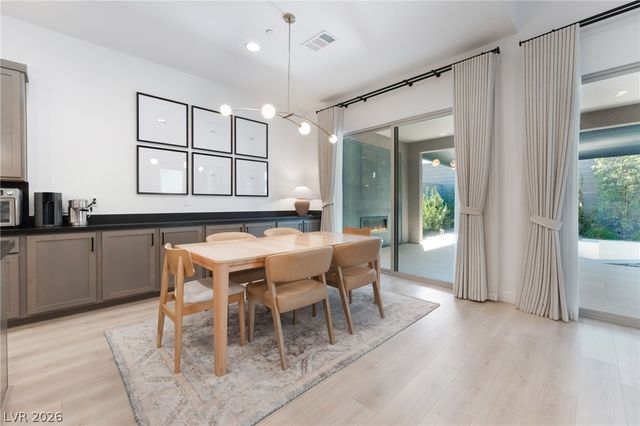 10149 Zeta Tucana Street, Las Vegas, NV 89143