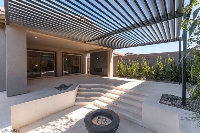 10149 Zeta Tucana Street, Las Vegas, NV 89143