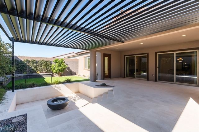 10149 Zeta Tucana Street, Las Vegas, NV 89143