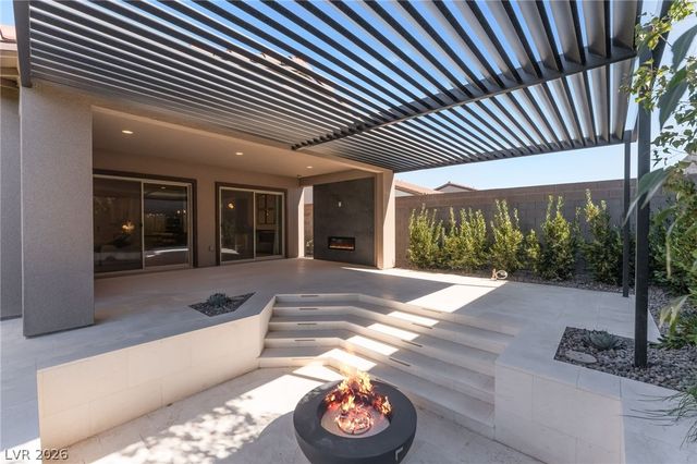 10149 Zeta Tucana Street, Las Vegas, NV 89143