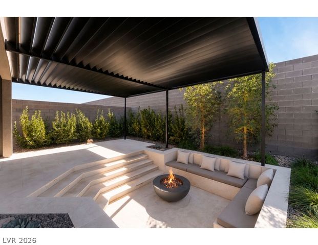 10149 Zeta Tucana Street, Las Vegas, NV 89143
