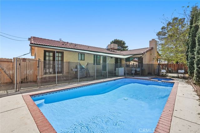 9555 E Avenue T14, Littlerock, CA 93543