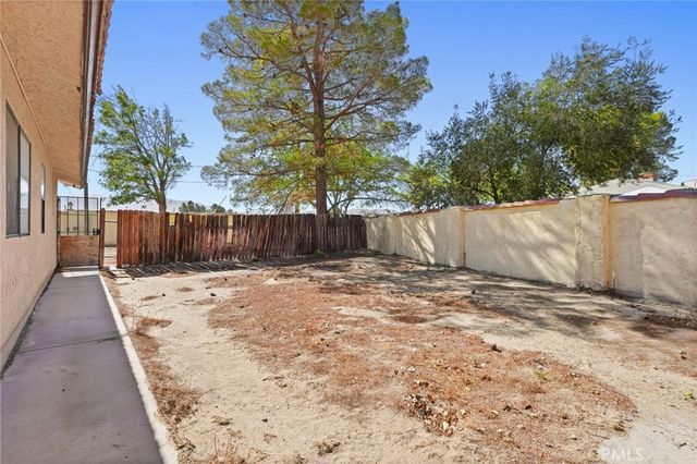 9555 E Avenue T14, Littlerock, CA 93543
