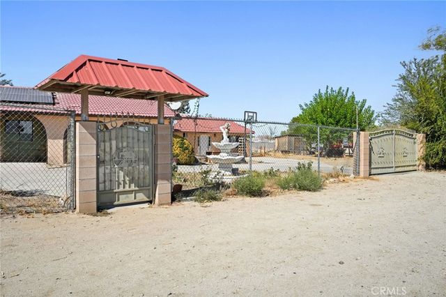 9555 E Avenue T14, Littlerock, CA 93543