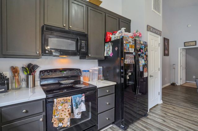8023 Hyannis Court, North Charleston, SC 29420