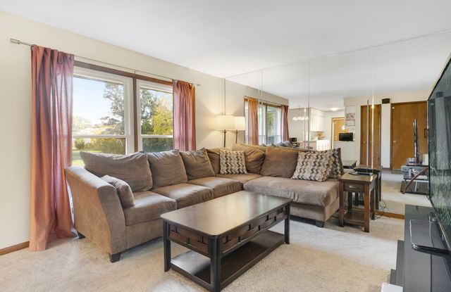 16321 Maryland Avenue, South Holland, IL 60473