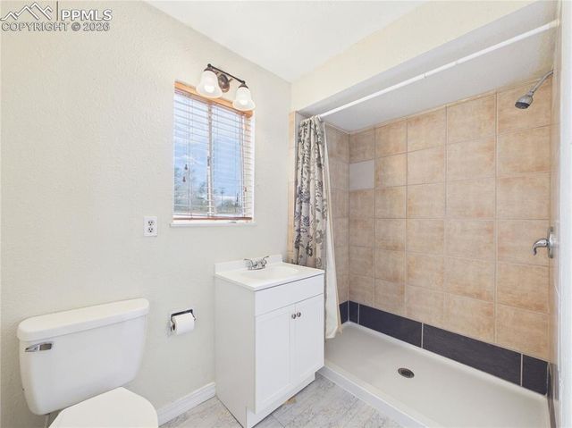 504 W Abriendo Avenue, Pueblo, CO 81004