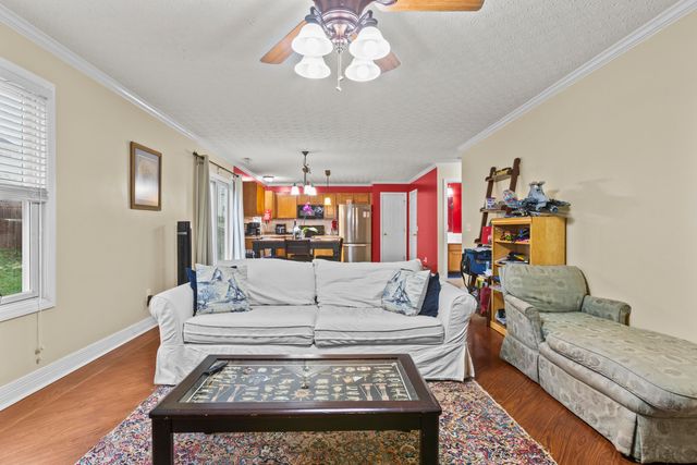 105 Jennifer Drive, Georgetown, KY 40324