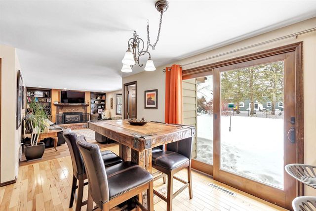 253 SCOUT WAY, De Pere, WI 54115