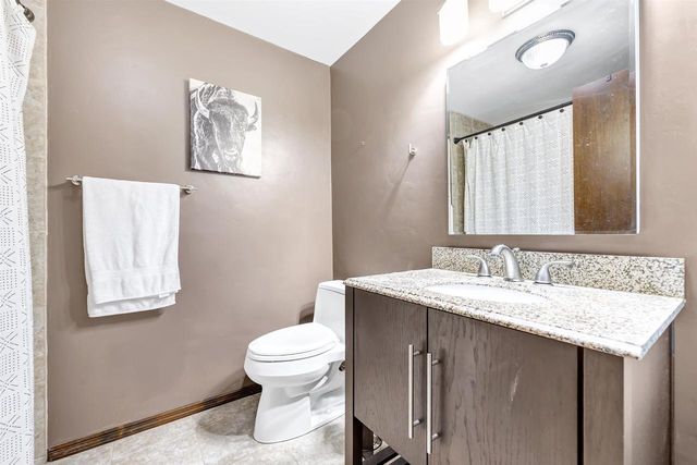 253 SCOUT WAY, De Pere, WI 54115