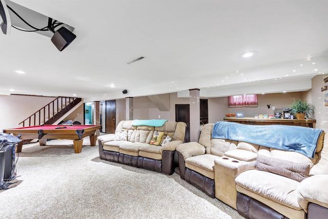 253 SCOUT WAY, De Pere, WI 54115