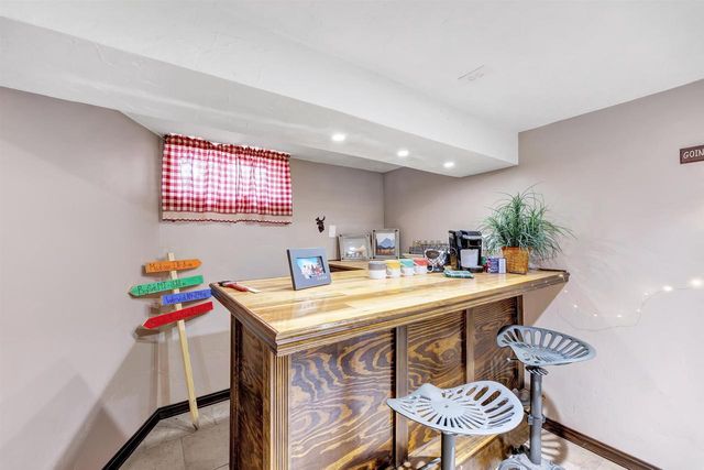 253 SCOUT WAY, De Pere, WI 54115