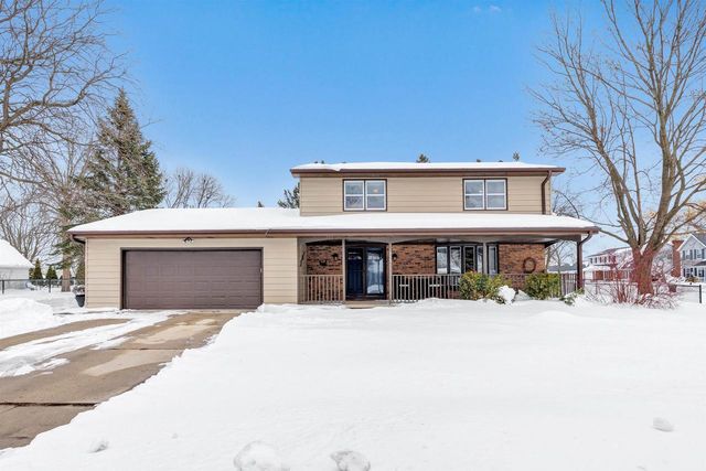 253 SCOUT WAY, De Pere, WI 54115