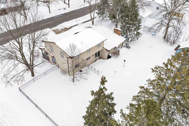 253 SCOUT WAY, De Pere, WI 54115