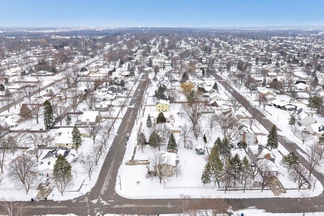 253 SCOUT WAY, De Pere, WI 54115