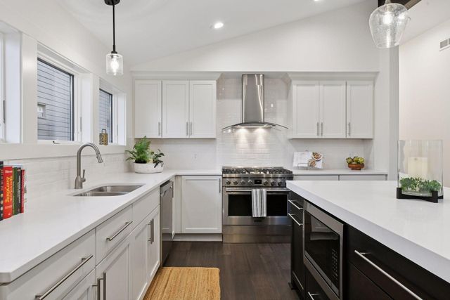 4945 Glen Elyn Road, Mound, MN 55364