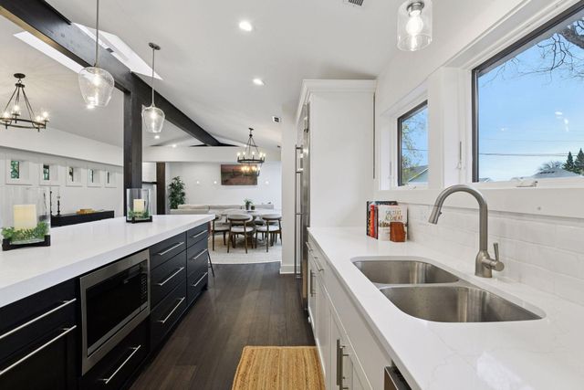 4945 Glen Elyn Road, Mound, MN 55364