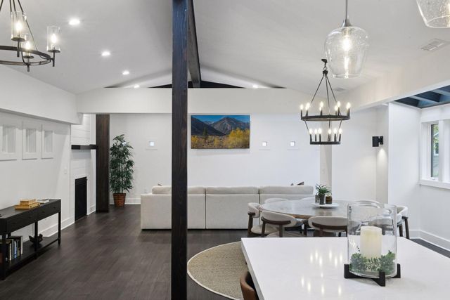 4945 Glen Elyn Road, Mound, MN 55364