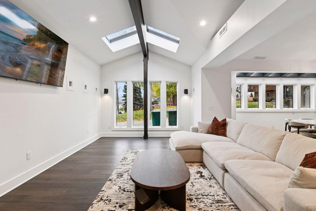 4945 Glen Elyn Road, Mound, MN 55364