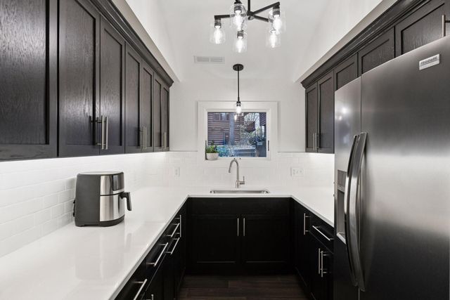 4945 Glen Elyn Road, Mound, MN 55364