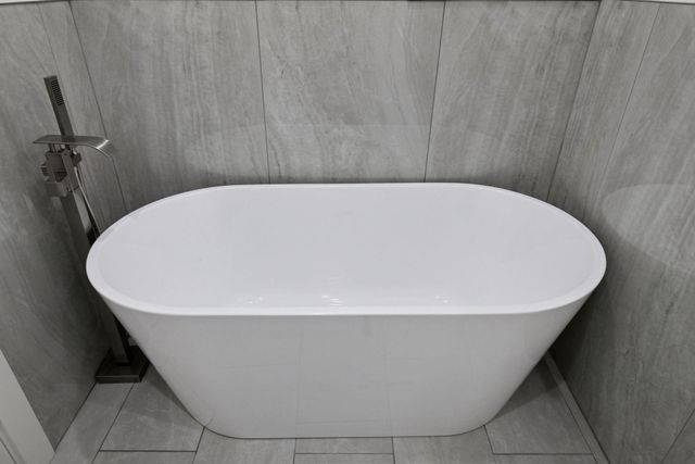 4945 Glen Elyn Road, Mound, MN 55364