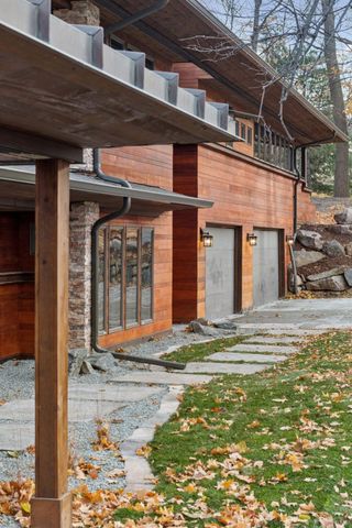 4945 Glen Elyn Road, Mound, MN 55364