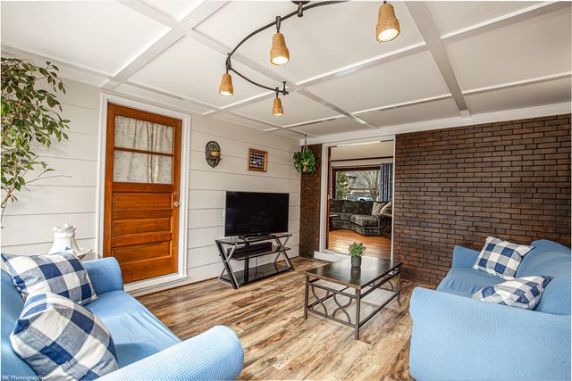 12541 S 68th Court, Palos Heights, IL 60463