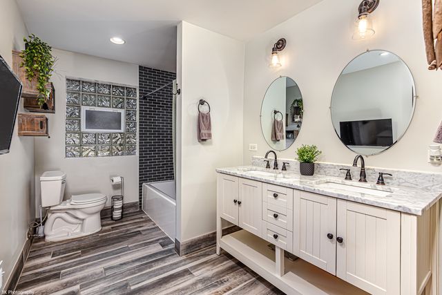 12541 S 68th Court, Palos Heights, IL 60463