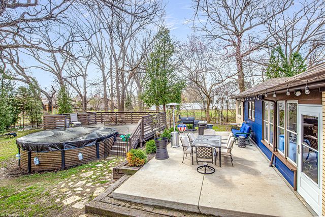 12541 S 68th Court, Palos Heights, IL 60463