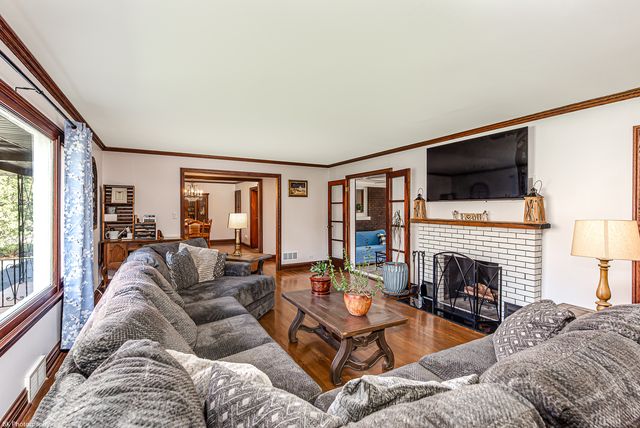 12541 S 68th Court, Palos Heights, IL 60463