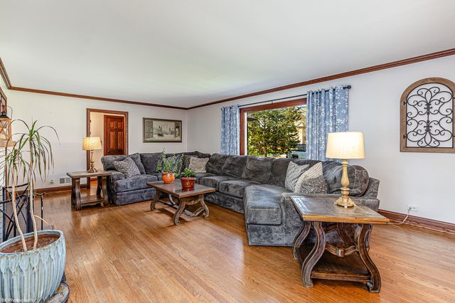 12541 S 68th Court, Palos Heights, IL 60463