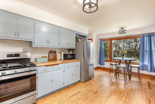 12541 S 68th Court, Palos Heights, IL 60463