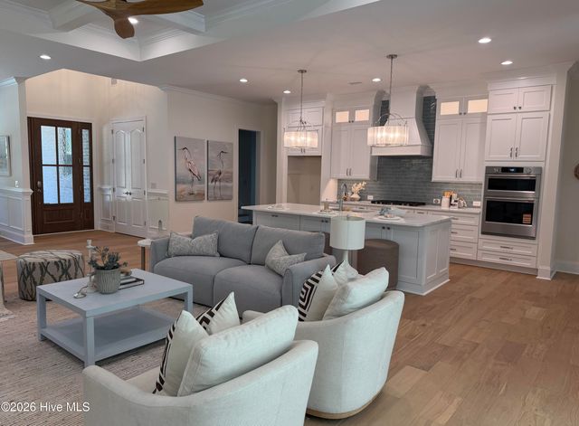754 Highgate Place SW, Ocean Isle Beach, NC 28469