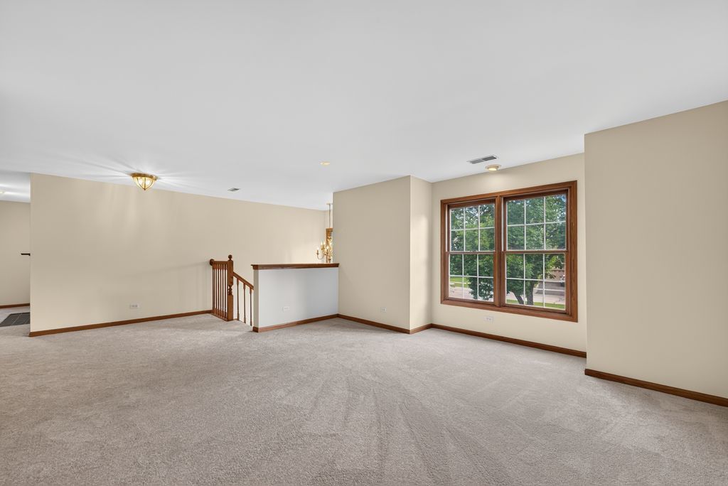 1561 Treeline Court 1561, Naperville, IL 60565 — photo 4