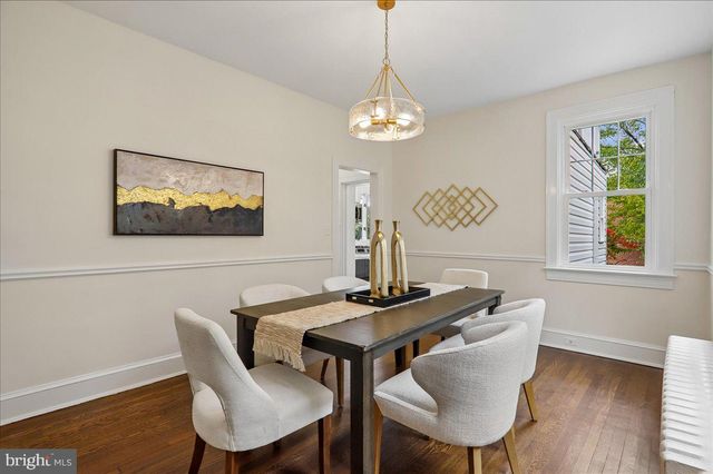 4007 FESSENDEN ST NW, Washington, DC 20016
