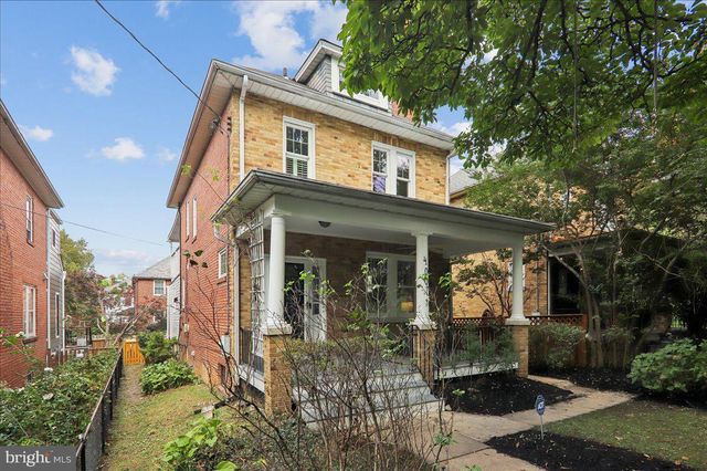 4007 FESSENDEN ST NW, Washington, DC 20016