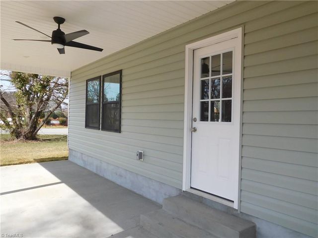 4210 Country Club Road, Winston-salem, NC 27104