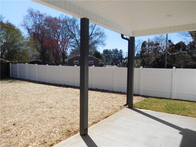 4210 Country Club Road, Winston-salem, NC 27104