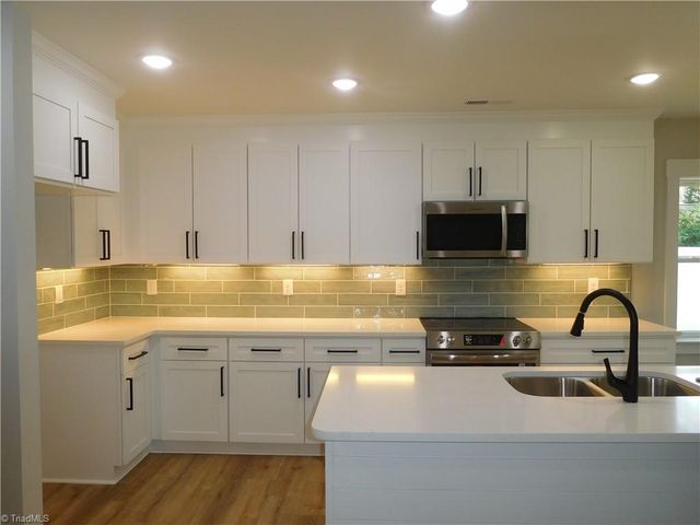 4210 Country Club Road, Winston-salem, NC 27104