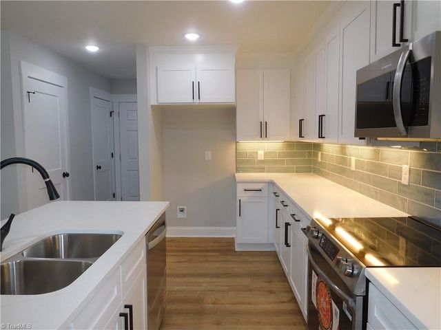 4210 Country Club Road, Winston-salem, NC 27104