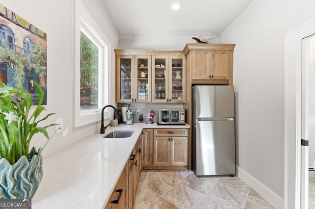 6808 Grand Marina Circle, Gainesville, GA 30506