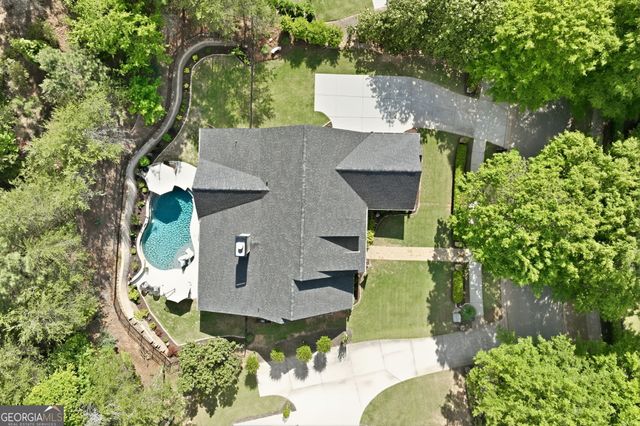 6808 Grand Marina Circle, Gainesville, GA 30506