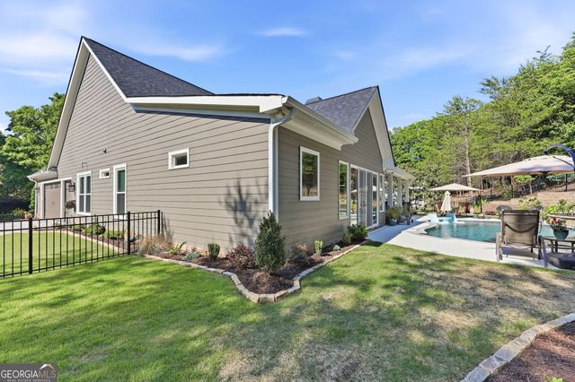 6808 Grand Marina Circle, Gainesville, GA 30506