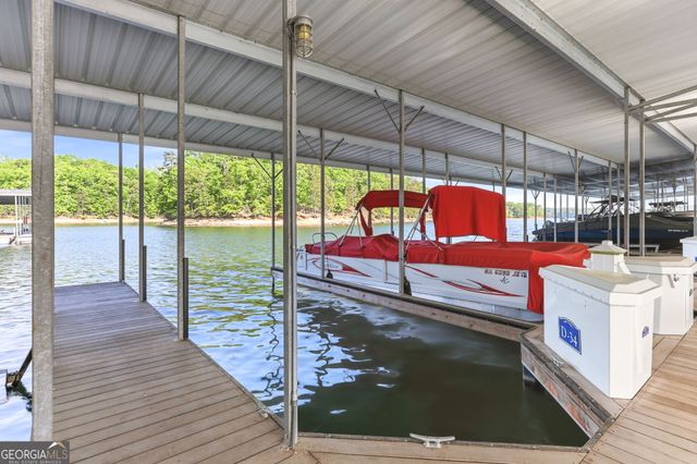 6808 Grand Marina Circle, Gainesville, GA 30506