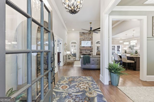 6808 Grand Marina Circle, Gainesville, GA 30506