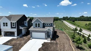 8705 SW Brickell Drive, Blue Springs, MO 64064