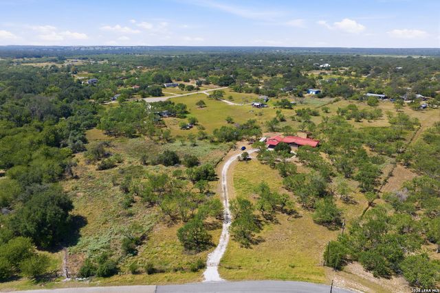 994 Quail Run, Lytle, TX 78052