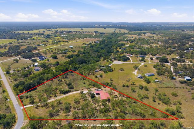 994 Quail Run, Lytle, TX 78052